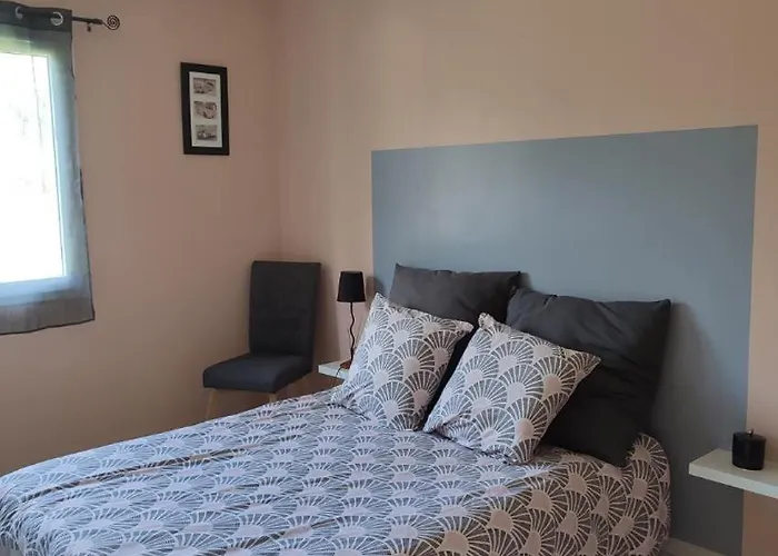 2 A La Campagne, Proche Du Mans Saint-Celerin